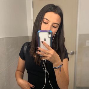 Meet your Posher, Samantha